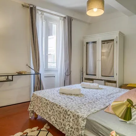 Typique - 2 Bedrooms,typical Apartment-old Town Apartamento Niza