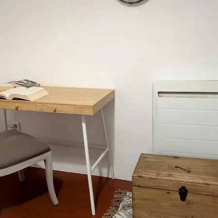 Typique - 2 Bedrooms,typical Apartment-old Town Apartamento Niza