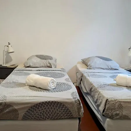 Apartamento Typique - 2 Bedrooms,typical Apartment-old Town *