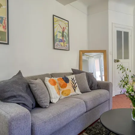 Typique - 2 Bedrooms,typical Apartment-old Town Apartamento