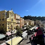 Typique - 2 Bedrooms,typical Apartment-old Town Appartamento