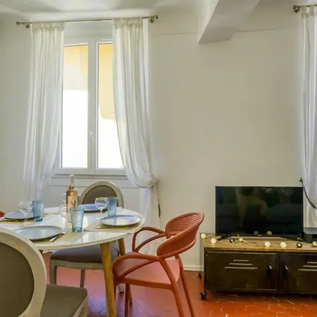 Ze Perfect Place - 2 Chb - Ac - Nice Historique Apartment *