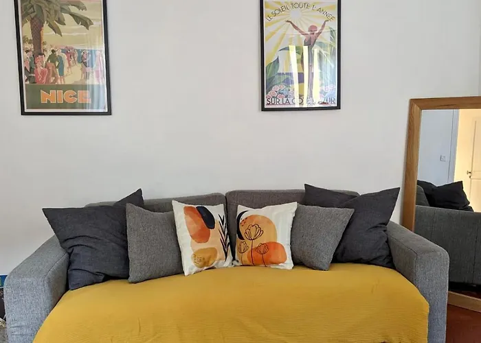 Apartmán Typique - 2 Bedrooms,typical Apartment-old Town Nice