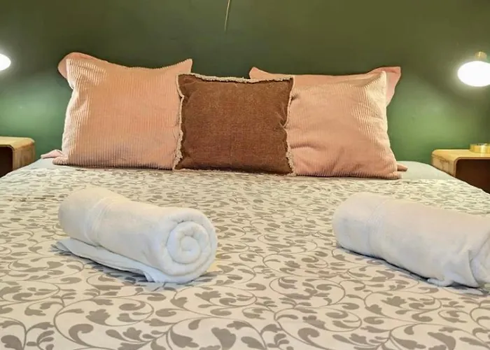 Typique - 2 Bedrooms,typical Apartment-old Town Apartmán