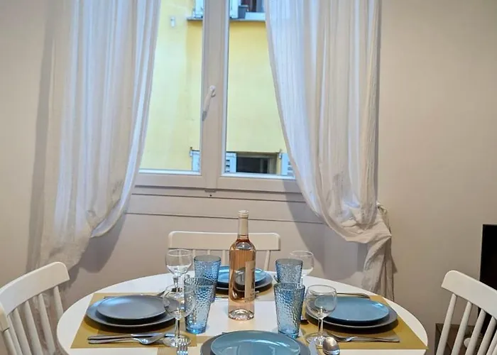 Typique - 2 Bedrooms,typical Apartment-old Town Apartmán Nice