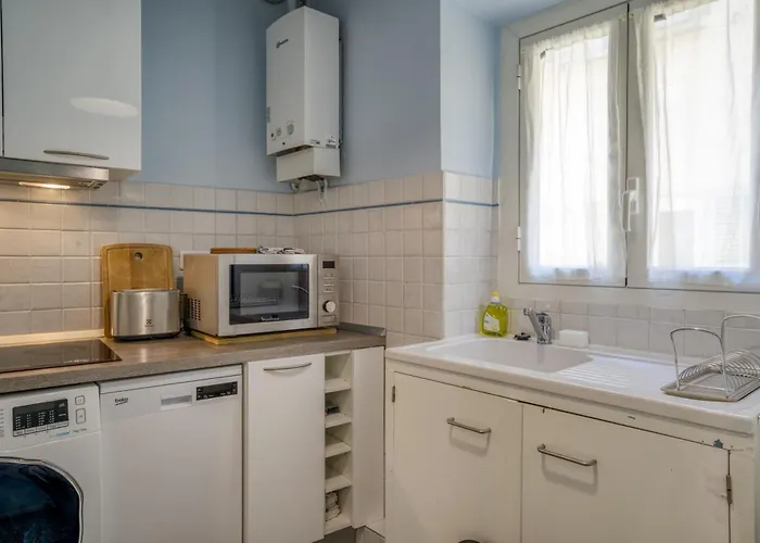 Typique - 2 Bedrooms,typical Apartment-old Town Apartmán *