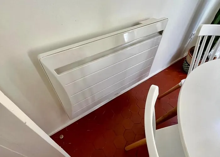 Typique - 2 Bedrooms,typical Apartment-old Town *